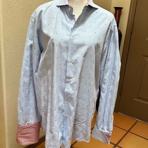 Men’s Robert Graham cuff links shirt.